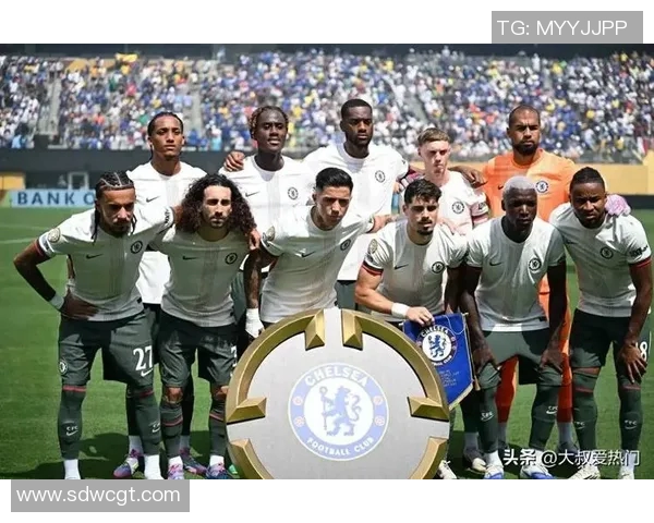 欧洲足球杯赛的历史演变与未来展望：激情与荣耀的交织之旅